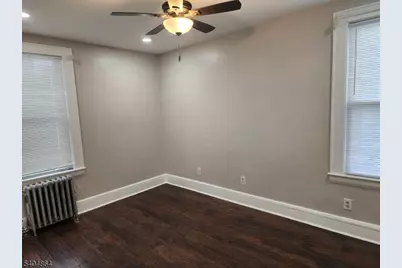 196 W End Ave, Newark, NJ 07106 - Photo 11