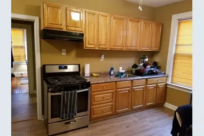 196 W End Ave, Newark, NJ 07106 - Photo 35