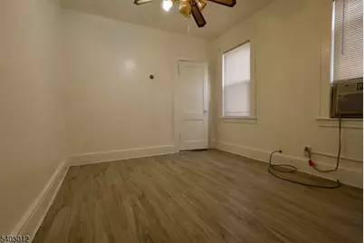 46 Laventhal Ave, Irvington, NJ 07111 - Photo 7