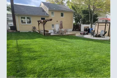 1065 Liberty Ave, Union Township, NJ 07083 - Photo 3