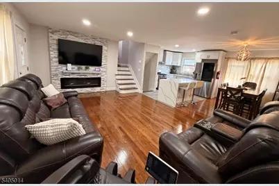 1065 Liberty Ave, Union Township, NJ 07083 - Photo 13