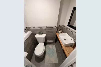 1065 Liberty Ave, Union Township, NJ 07083 - Photo 21