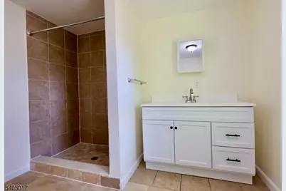 223 W End Ave, Newark, NJ 07106 - Photo 31