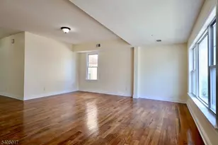 223 West End Ave, Newark, NJ 07106 - Photo 5