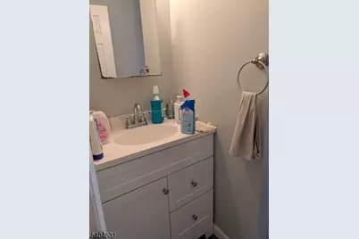 700 Lehigh Ave, Union Township, NJ 07083 - Photo 17