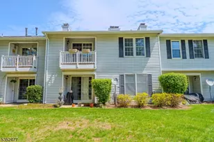 364 Burdock Ct, Readington, NJ 08887 - Photo 3