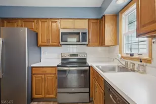 364 Burdock Ct, Readington, NJ 08887 - Photo 5