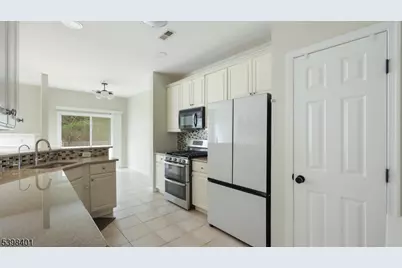 18 Truman Ave, Montgomery Township, NJ 08540 - Photo 9