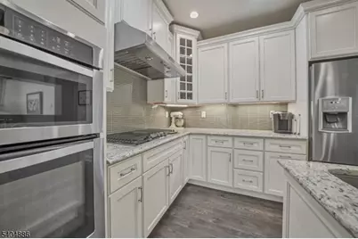 30 Welsh Farm Rd, Washington Township, NJ 07853 - Photo 9