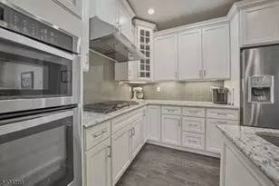 30 Welsh Farm Rd, Washington Township, NJ 07853 - Photo 9