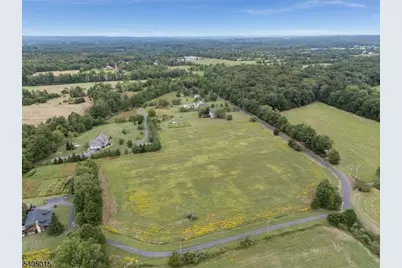 124 Fitzer Rd, Kingwood Township, NJ 08825 - Photo 9