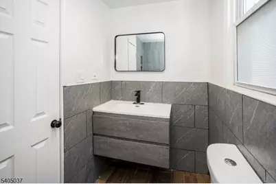 11 Ellington St, East Orange, NJ 07017 - Photo 25