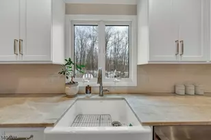 359 Hillview Terrace, Franklin Lakes, NJ 07417 - Photo 13