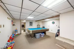 174 S Hillside Ave, Roxbury Township, NJ 07876 - Photo 25