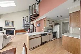 1 Baltusrol Ct Unit, Vernon, NJ 07462 - Photo 13