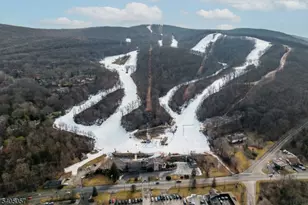 1 Baltusrol Ct Unit, Vernon, NJ 07462 - Photo 35