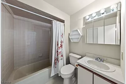 1 Baltusrol Ct.  Unit #2, Vernon, NJ 07462 - Photo 7