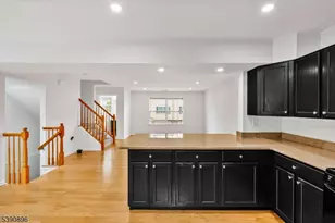 8 Alfred Ave, Franklin Township, NJ 08873 - Photo 11