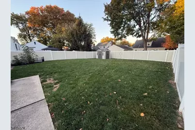 365 Broadwell Ave, Union Township, NJ 07083 - Photo 15