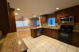 365 Broadwell Ave, Union Township, NJ 07083 - Photo 9