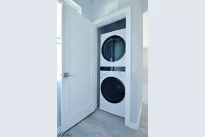 82-84 E 31st St #202, Bayonne, NJ 07002 - Photo 9