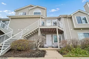 6 Ray Ct, Bedminster Township, NJ 07921 - Photo 1