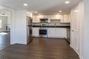 211 Washington St, Hackettstown, NJ 07840 - Photo 13