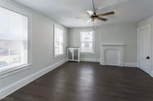 211 Washington St, Hackettstown, NJ 07840 - Photo 17