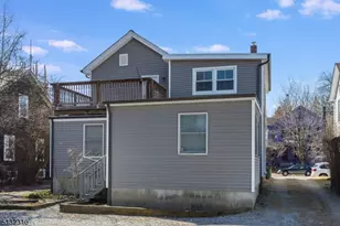 211 Washington St, Hackettstown, NJ 07840 - Photo 29