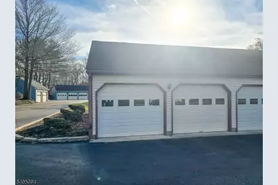 167E Concordia Cir, Monroe Township, NJ 08831 - Photo 3