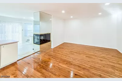 167E Concordia Cir, Monroe Township, NJ 08831 - Photo 7