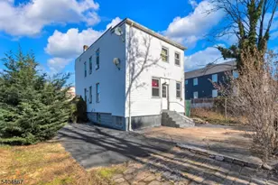 125 Berkshire Pl, Irvington, NJ 07111 - Photo 19