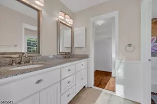 279 Haven Way, Franklin Township, NJ 08873 - Photo 25