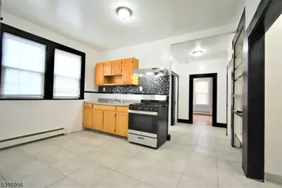 352 Wainwright St #1L, Newark, NJ 07112 - Photo 5