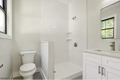 29 Arlington Rd #1, Cranford Township, NJ 07016 - Photo 13