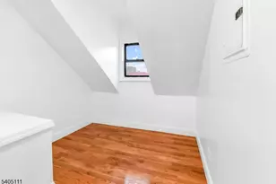 25 Oak St, Paterson, NJ 07501 - Photo 17