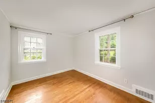 1 Gapview Rd, Millburn, NJ 07078 - Photo 19