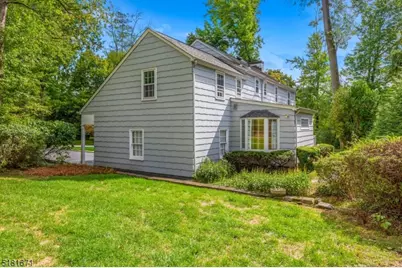 1 Gapview Rd, Millburn, NJ 07078 - Photo 33