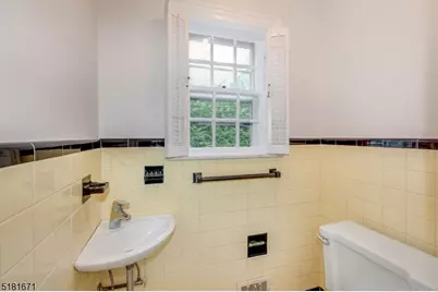 1 Gapview Rd, Millburn, NJ 07078 - Photo 13