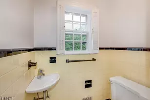 1 Gapview Rd, Millburn, NJ 07078 - Photo 13