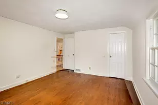 1 Gapview Rd, Millburn, NJ 07078 - Photo 29