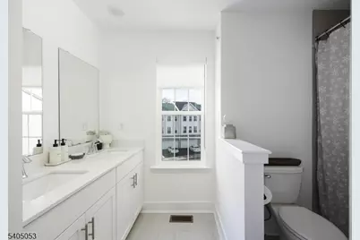 10 Dorchester Ln #10, East Hanover Township, NJ 07936 - Photo 17