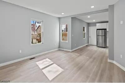 17 Mission St #1, Montclair, NJ 07042 - Photo 5