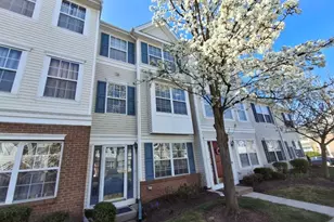 16 Puchala Dr, Sayreville Boro, NJ 08859 - Photo 3