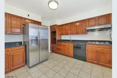 69 Rector St, Millburn, NJ 07041 - Photo 11