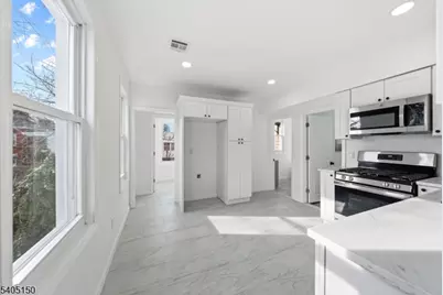 322 Court St, Elizabeth, NJ 07206 - Photo 11