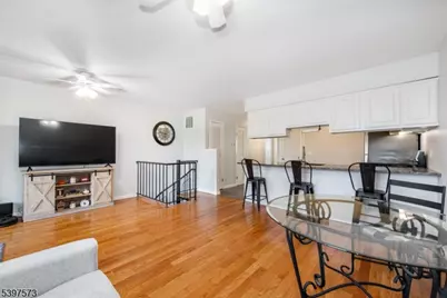 10 Augusta Dr #9, Vernon, NJ 07462 - Photo 9