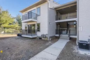 50 Sam Bonnell Dr, Union Township, NJ 08809 - Photo 29