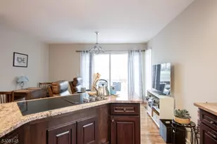 28 Old 4th Dr, Jefferson Township, NJ 07438 - Photo 7