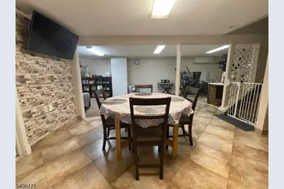 130 Valley View Rd, Hillside, NJ 07205 - Photo 17